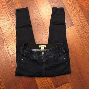 Democracy mid rise skinny Jean